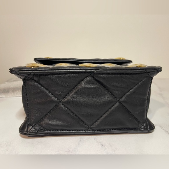 NWT MOSCHINO HEART STUDS QUILTED LEATHER SHOULDER BAG BLACK - Picture 6 of 15